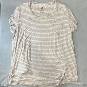 Kindred bravely nursing/maternity t-shirt